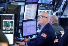 Wall Street cierra con pérdidas semanales por el vaivén tecnológico y la escalada con Irán