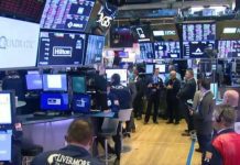 Wall Street cierra en rojo lastrado por la caída de las tecnológicas