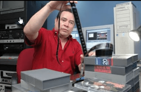 René Fortunato en su taller de productora filmica, FOTO VIDEO CINE PALAUL