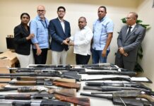 Ministerio Público y Poder Judicial entregan armas decomisadas al Ministerio de Interior y Policía