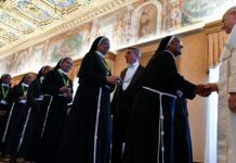 El papa: “Ningún pueblo, ni el más pequeño o débil, puede ser obligado al exilio forzoso”