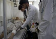 Médicos en Afganistán alertan de una escasez de medicinas para las víctimas del terremoto