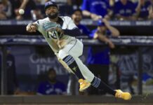 Caminero día a día tras dejar juego por molestias en la espalda