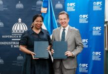 MICM e IFC firman acuerdo para impulsar inversión extranjera sostenible en sectores de alto valor agregado