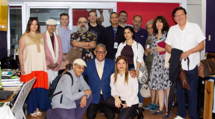 Lluvia  y poesía han convido bien en  XIV Semana de la Poesía 2025