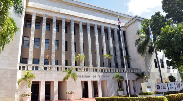 Cultura suspende funciones de FITE RD 2025 por el paso de la tormenta Melissa