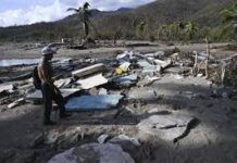 Más de 50 muertos por el huracán Melissa en el Caribe, que evalúa los catastróficos daños