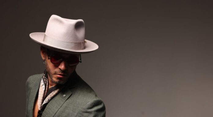 Zeo Muñoz lanza “Solito”, antesala de su tercer disco