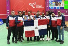 Bádminton gana plata; softbol y vela se alzan con bronce