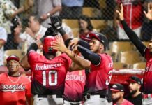 Racimo de ocho carreras en un inning dan victoria al Escogido sobre el Licey