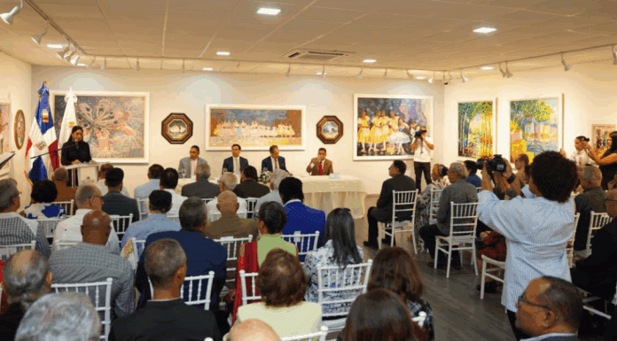 ¿Quiénes son y qué han escrito antes, los ganadores de los Premios Anuales de Literatura?