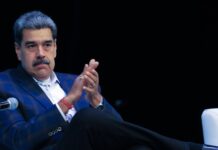 Maduro pide “serenidad absoluta” pese a intentos de amenazas de Estados Unidos