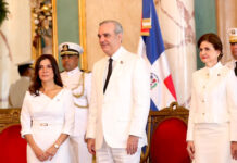 Abinader recibe siete nuevos embajadores y fortalece relaciones internacionales