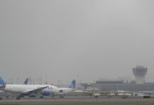 EE.UU. ordena inicio de reducción gradual de vuelos ante “tensión en el sistema”