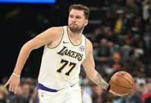 Doncic lo retoma por donde lo había dejado, los Bulls mantienen el pleno en el día de Copa