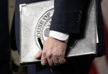 El Senado aprueba ley para publicar papeles de Epstein y la envía a Trump para su firma