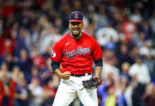 Emmanuel Clase, lanzador dominicano, es arrestado a su llegada a Nueva York