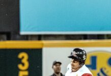 Gigantes salen de su seguidilla de derrotas con explosión ofensiva de 12-3 sobre los Toros