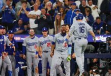 Jonrón de Smith en la 11ma da a Dodgers triunfo sobre Blue Jays y 1er bicampeonato de ML en 25 años