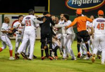 Los Toros reaccionan en el noveno con rally de tres carreras ante Gigantes