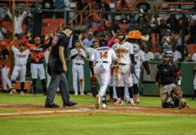 Toros se imponen a Leones guiados por Celestino, De la Cruz y Guzmán