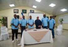 DIGECAC y ABEPROSADO firman acuerdo para acondicionar estadios de béisbol en la provincia Santo Domingo