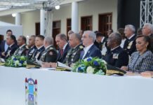 Abinader encabeza graduación de 26 damas y caballeros guardiamarinas