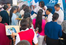 Departamento Aeroportuario recibe solicitudes de jóvenes en cuarta feria de empleo del sector aeronáutico