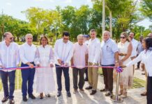 Turismo inaugura en Bayahíbe un parqueo para 200 vehículos
