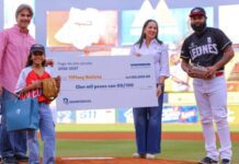 Tiffany Batista honra memoria de su padre al lanzar primera bola