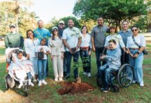 Alcaldía del DN y Conadis desarrollan siembra inclusiva en el Mirador Sur