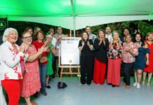 Carolina celebra el premio de World Urban Parks con comunitarios en el parque Fernández