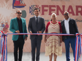 Ministro Roberto Ángel Salcedo encabeza el acto inaugural de la Feria Nacional de Artesanía