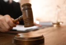 Hombre y mujer enfrentarán juicio por estafar a 192 personas con más de 124 millones