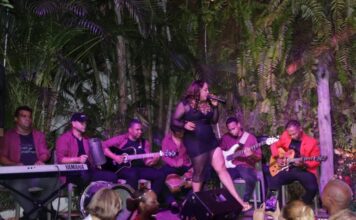 Marcel Piel Morena Triunfa en Casa de Teatro con Su Concierto “Así Soy Yo”