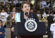 Castro clama “no más” fraude ni intromisión foránea mientras sigue escrutinio en Honduras