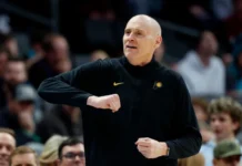 Carlisle alcanza 1,000 victorias en la noche del surrealista aplazamiento del Bulls-Heat