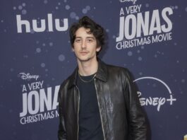 Teagan Croft y Milo Manheim protagonizarán la versión de acción real de ‘Tangled’