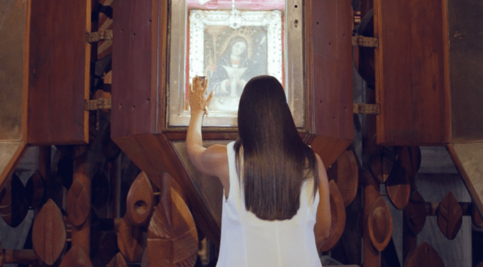 Centro Cultural Banreservas proyecta y analiza este jueves 22 el documental Donde floreció la devoción