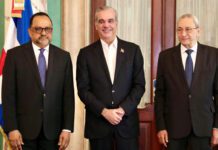 Abinader juramenta a Antoliano Peralta como ministro de Justicia y a Jorge Subero Isa como consultor jurídico