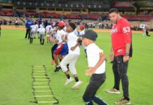 Cientos de niños del Cibao participan en clínica regional de béisbol en Santiago organizada por Fedom y MLB