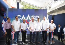 Abinader y director de la CAASD entregan saneada cañada Los Peralejos