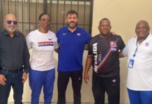 Entrenadores de baloncesto inician clínica internacional de reválida y actualización