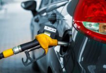 Combustibles caros en tiempos de petróleo barato: la fiebre que se niega a bajar