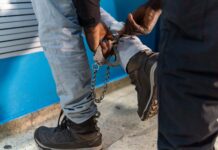 Autoridades dominicanas entregan a EE.UU. acusado de asalto armado con intención de asesinato