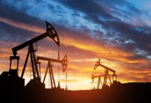 El petróleo podría bajar de 60 dólares este año, salvo picos por tensiones geopolíticas