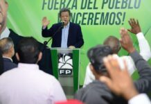Leonel Fernández dice que la canasta básica aumentó a RD$14 mil