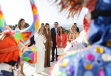 Embajadora de USA visita lugares de Santiago segundo día de recorrido