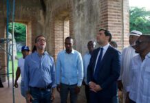 Ministro de Cultura supervisa revitalización patrimonial del antiguo ingenio de Nigua
