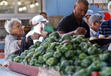 El racionamiento de combustible en Cuba también se siente en los mercados agrícolas